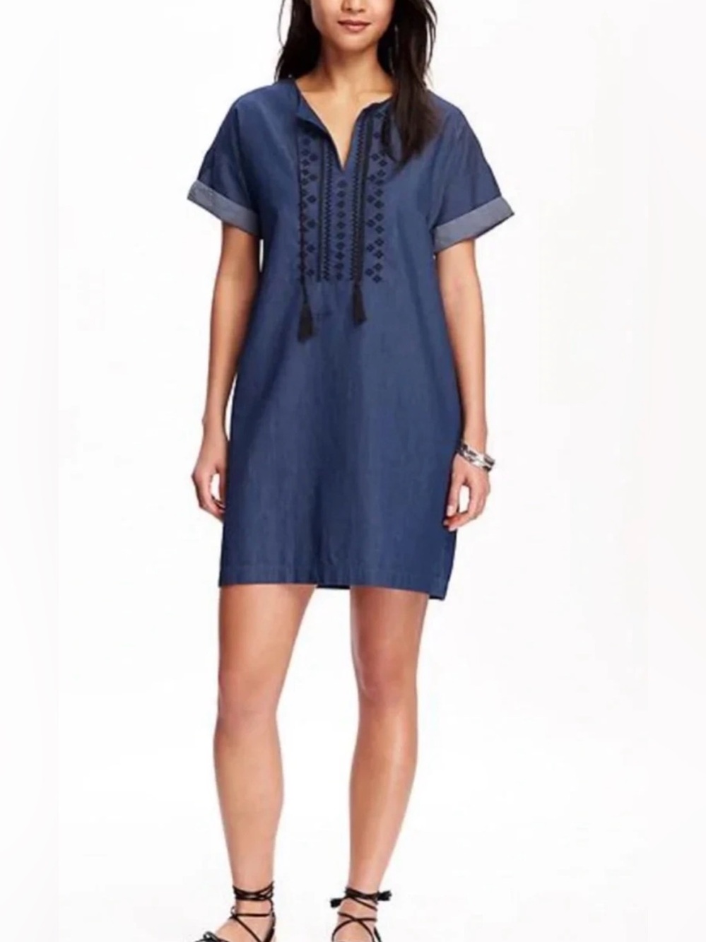 Old Navy XL Tall Blue Chambray Embroidered Short Sleeve Shift Dress